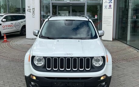 Jeep Renegade I рестайлинг, 2015 год, 1 800 000 рублей, 2 фотография