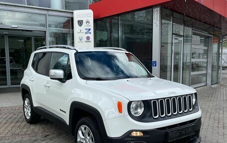 Jeep Renegade I рестайлинг, 2015 год, 1 800 000 рублей, 11 фотография