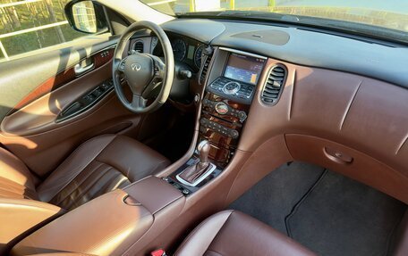 Infiniti QX50 I рестайлинг, 2013 год, 1 870 000 рублей, 8 фотография