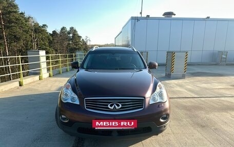 Infiniti QX50 I рестайлинг, 2013 год, 1 870 000 рублей, 7 фотография
