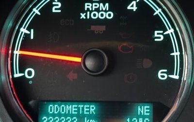Chevrolet Tahoe III, 2011 год, 2 500 000 рублей, 1 фотография