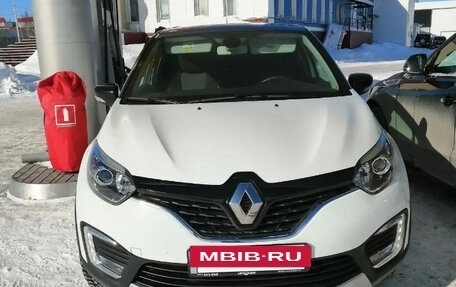 Renault Kaptur I рестайлинг, 2018 год, 1 500 000 рублей, 2 фотография