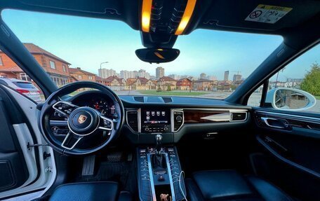 Porsche Macan I рестайлинг, 2016 год, 3 399 000 рублей, 10 фотография