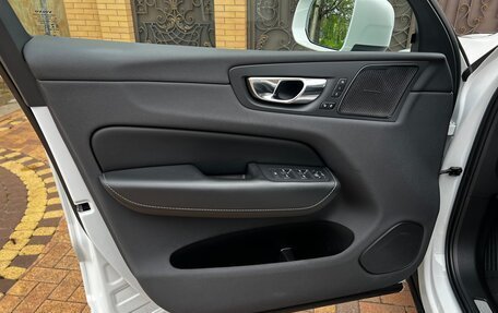 Volvo XC60 II, 2020 год, 3 590 000 рублей, 10 фотография