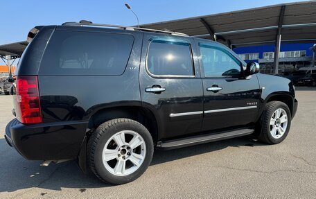 Chevrolet Tahoe III, 2011 год, 2 500 000 рублей, 23 фотография