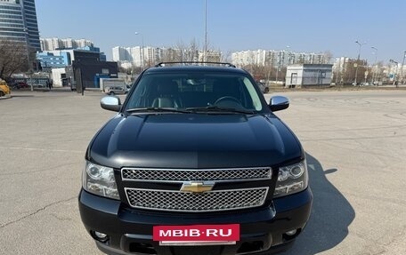 Chevrolet Tahoe III, 2011 год, 2 500 000 рублей, 25 фотография