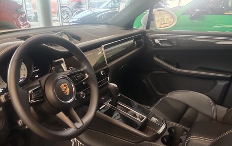 Porsche Macan I рестайлинг, 2024 год, 14 490 000 рублей, 5 фотография