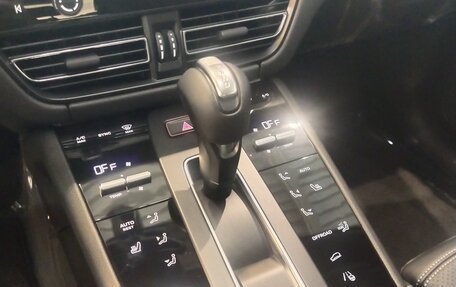 Porsche Macan I рестайлинг, 2024 год, 14 490 000 рублей, 9 фотография