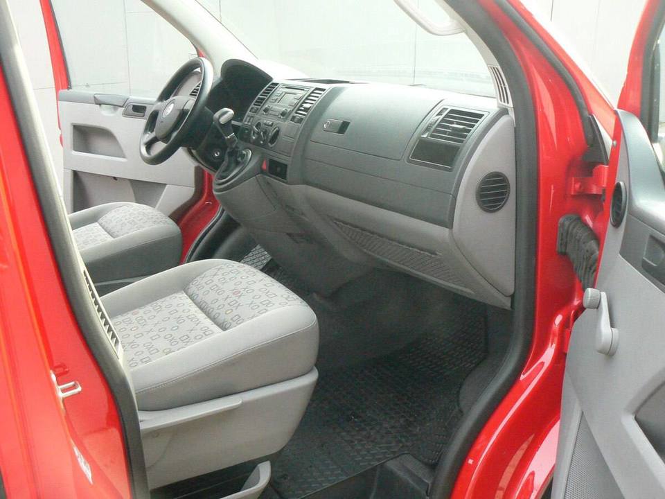 Volkswagen Caravelle T5, 2008 год, 230 000 рублей, 5 фотография