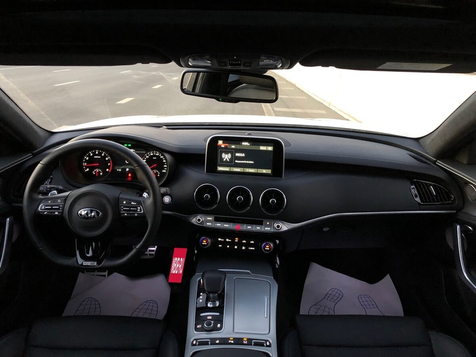 KIA Stinger I, 2018 год, 750 000 рублей, 7 фотография