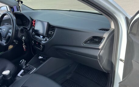 Hyundai Solaris II рестайлинг, 2020 год, 2 000 000 рублей, 12 фотография
