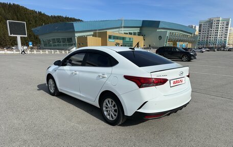 Hyundai Solaris II рестайлинг, 2020 год, 2 000 000 рублей, 6 фотография