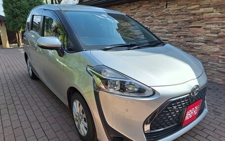 Toyota Sienta II, 2019 год, 2 100 000 рублей, 1 фотография