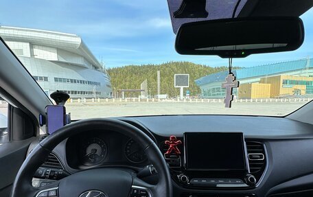 Hyundai Solaris II рестайлинг, 2020 год, 2 000 000 рублей, 17 фотография