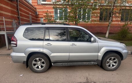 Toyota Land Cruiser Prado 120 рестайлинг, 2007 год, 1 550 000 рублей, 7 фотография