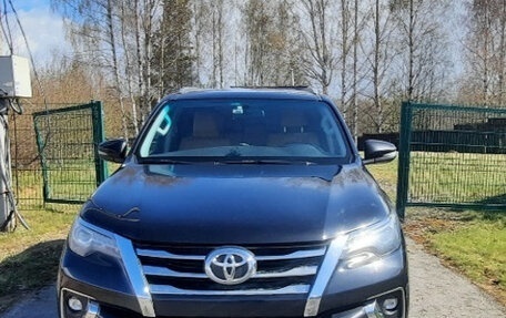 Toyota Fortuner II, 2019 год, 3 850 000 рублей, 3 фотография