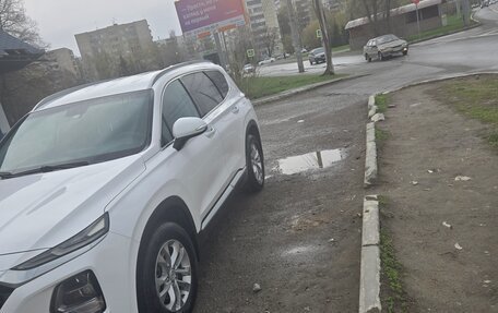 Hyundai Santa Fe IV, 2019 год, 2 850 000 рублей, 2 фотография