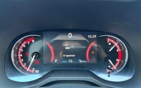 Toyota RAV4, 2022 год, 2 200 000 рублей, 15 фотография