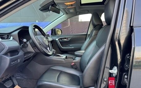 Toyota RAV4, 2022 год, 2 200 000 рублей, 20 фотография