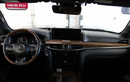 Lexus LX III, 2016 год, 8 300 000 рублей, 15 фотография