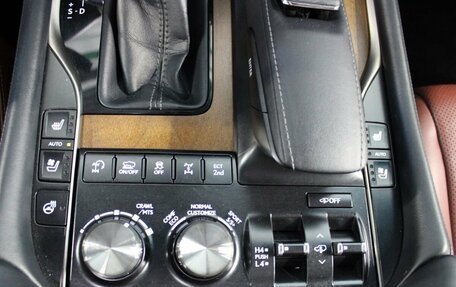 Lexus LX III, 2016 год, 8 300 000 рублей, 20 фотография