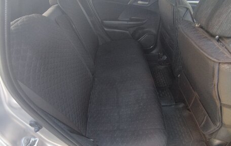 Honda Fit III, 2016 год, 820 000 рублей, 6 фотография