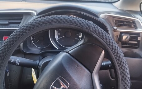Honda Fit III, 2016 год, 820 000 рублей, 8 фотография
