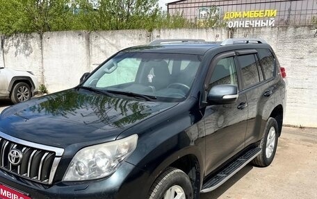 Toyota Land Cruiser Prado 150 рестайлинг 2, 2010 год, 2 150 000 рублей, 2 фотография