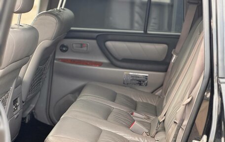 Toyota Land Cruiser 100 рестайлинг 2, 2004 год, 1 580 000 рублей, 10 фотография
