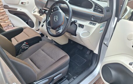 Toyota Sienta II, 2019 год, 2 100 000 рублей, 8 фотография