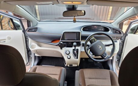 Toyota Sienta II, 2019 год, 2 100 000 рублей, 36 фотография
