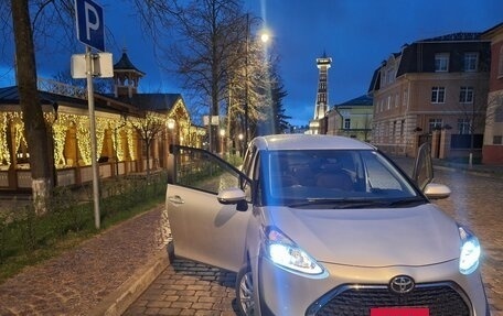 Toyota Sienta II, 2019 год, 2 100 000 рублей, 26 фотография