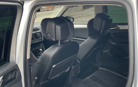Volkswagen Tiguan II, 2017 год, 2 050 000 рублей, 8 фотография