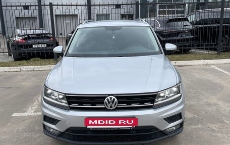Volkswagen Tiguan II, 2017 год, 2 050 000 рублей, 3 фотография