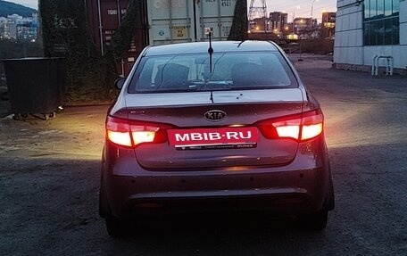 KIA Rio III рестайлинг, 2012 год, 760 000 рублей, 2 фотография
