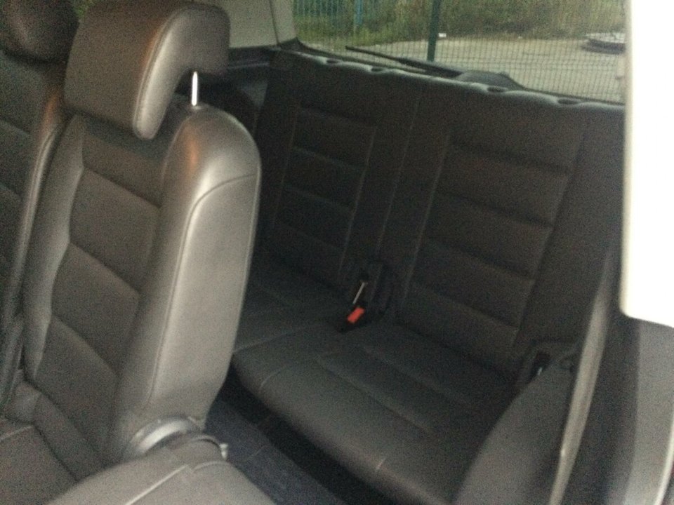 Volkswagen Touran II, 2010 год, 300 000 рублей, 9 фотография