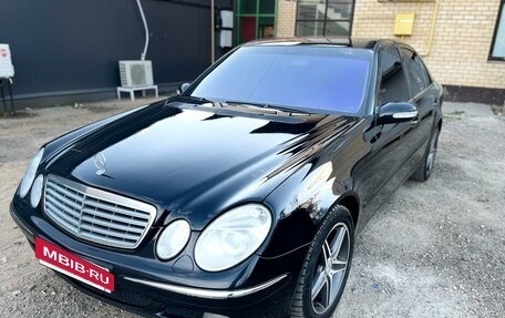 Mercedes-Benz E-Класс, 2008 год, 950 000 рублей, 6 фотография