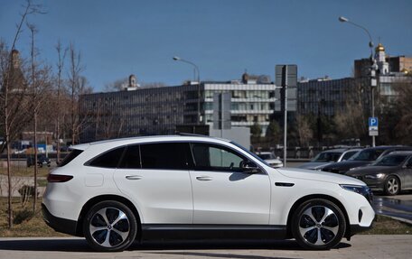 Mercedes-Benz EQC, 2020 год, 4 990 000 рублей, 8 фотография