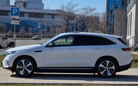 Mercedes-Benz EQC, 2020 год, 4 990 000 рублей, 7 фотография