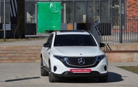 Mercedes-Benz EQC, 2020 год, 4 990 000 рублей, 6 фотография