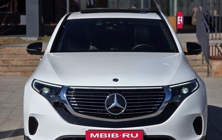 Mercedes-Benz EQC, 2020 год, 4 990 000 рублей, 4 фотография