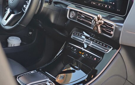 Mercedes-Benz EQC, 2020 год, 4 990 000 рублей, 18 фотография