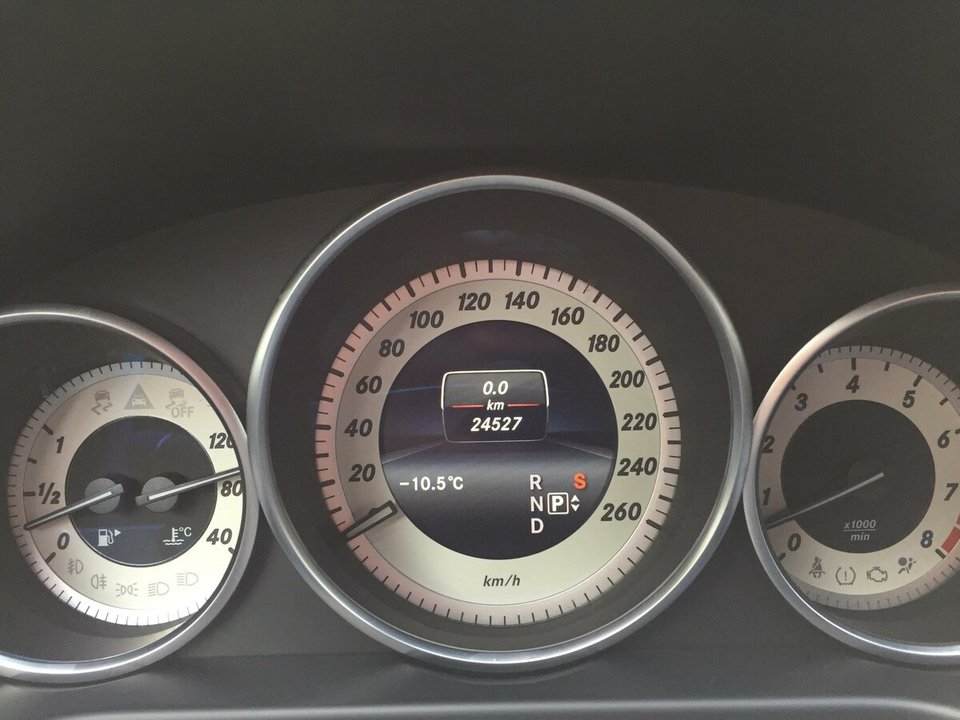 Mercedes-Benz E-Класс W212 рестайлинг, 2015 год, 850 000 рублей, 6 фотография
