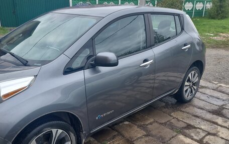 Nissan Leaf I, 2015 год, 1 100 000 рублей, 5 фотография