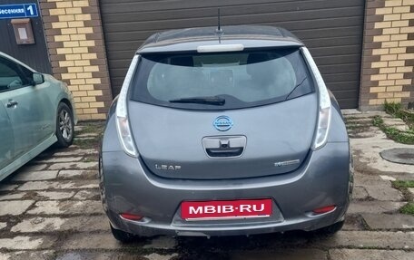 Nissan Leaf I, 2015 год, 1 100 000 рублей, 9 фотография