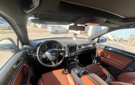 Volkswagen Touareg III, 2013 год, 2 300 000 рублей, 23 фотография