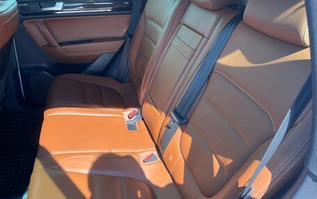 Volkswagen Touareg III, 2013 год, 2 300 000 рублей, 28 фотография