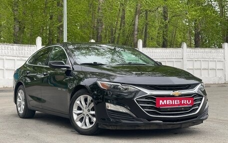 Chevrolet Malibu IX, 2018 год, 1 650 000 рублей, 3 фотография