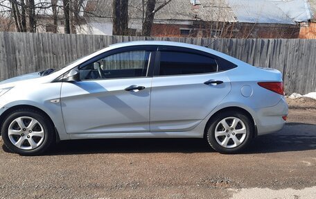 Hyundai Solaris II рестайлинг, 2012 год, 655 000 рублей, 2 фотография