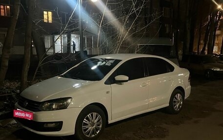 Volkswagen Polo VI (EU Market), 2012 год, 800 000 рублей, 6 фотография